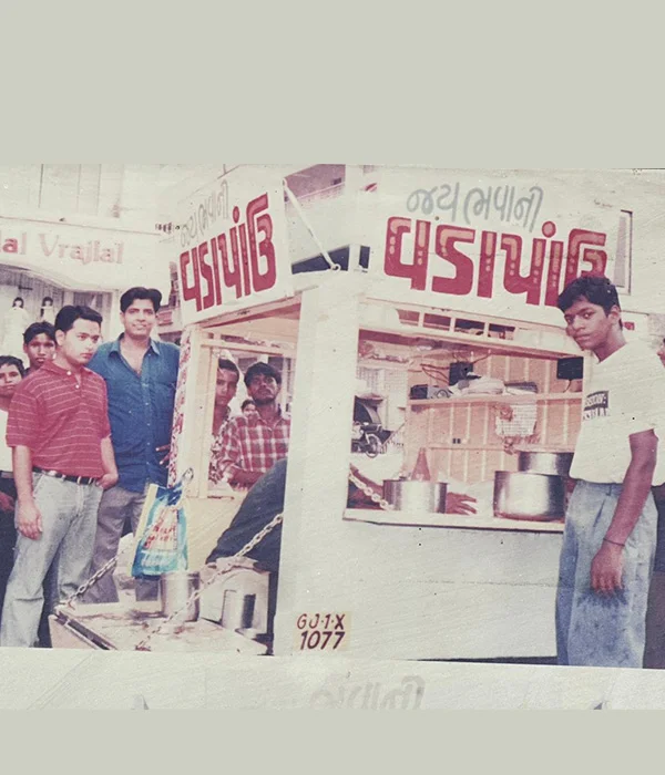 Jay Bhavani Vadapav Franchise